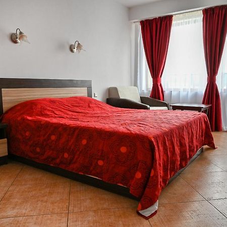 Complex Chayka Guest House Byala  Esterno foto