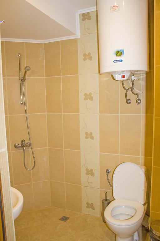Complex Chayka Guest House Byala  Esterno foto